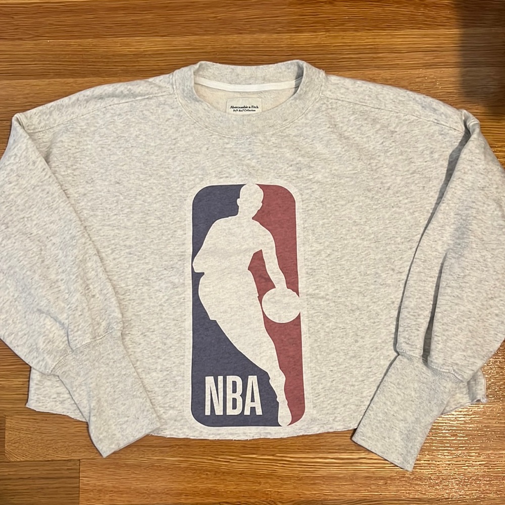 ABERCROMBIE SOFT AF CREWNECK SWEATSHIRT